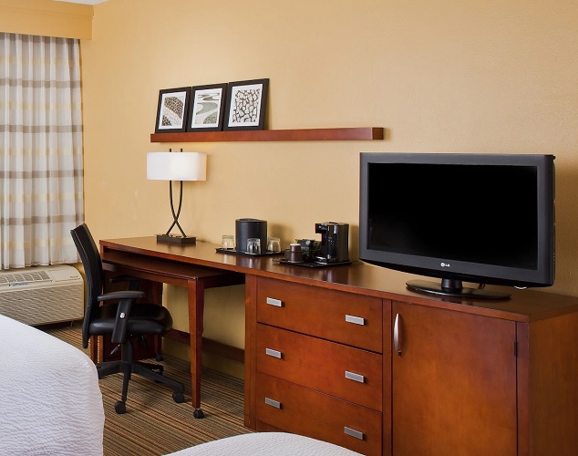 Courtyard by Marriott Orlando Airport